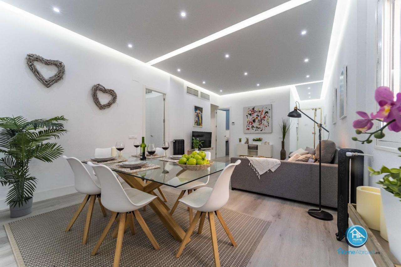 Luxury Madrid Center Leilighet Eksteriør bilde